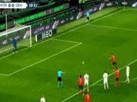 开云体育亚洲官网-主队门将扑点成功，助球队取胜