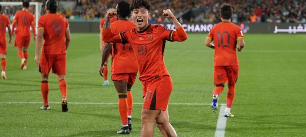 开云体育-一场备受关注的比赛即将打响，吸引了众多球迷的关注的简单介绍