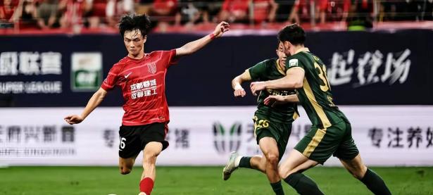 开云体育网页版入口-上海蔷幂化主场大胜，香甘享中超积分榜领跑的简单介绍