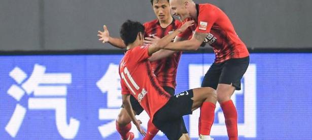 开云体育网页版入口-包含山东西王队员表现出色，引发球迷热议的词条