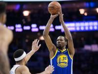 开云体育官网-大帝勇士领袖在场上示威，单场数据破纪录刷新记忆