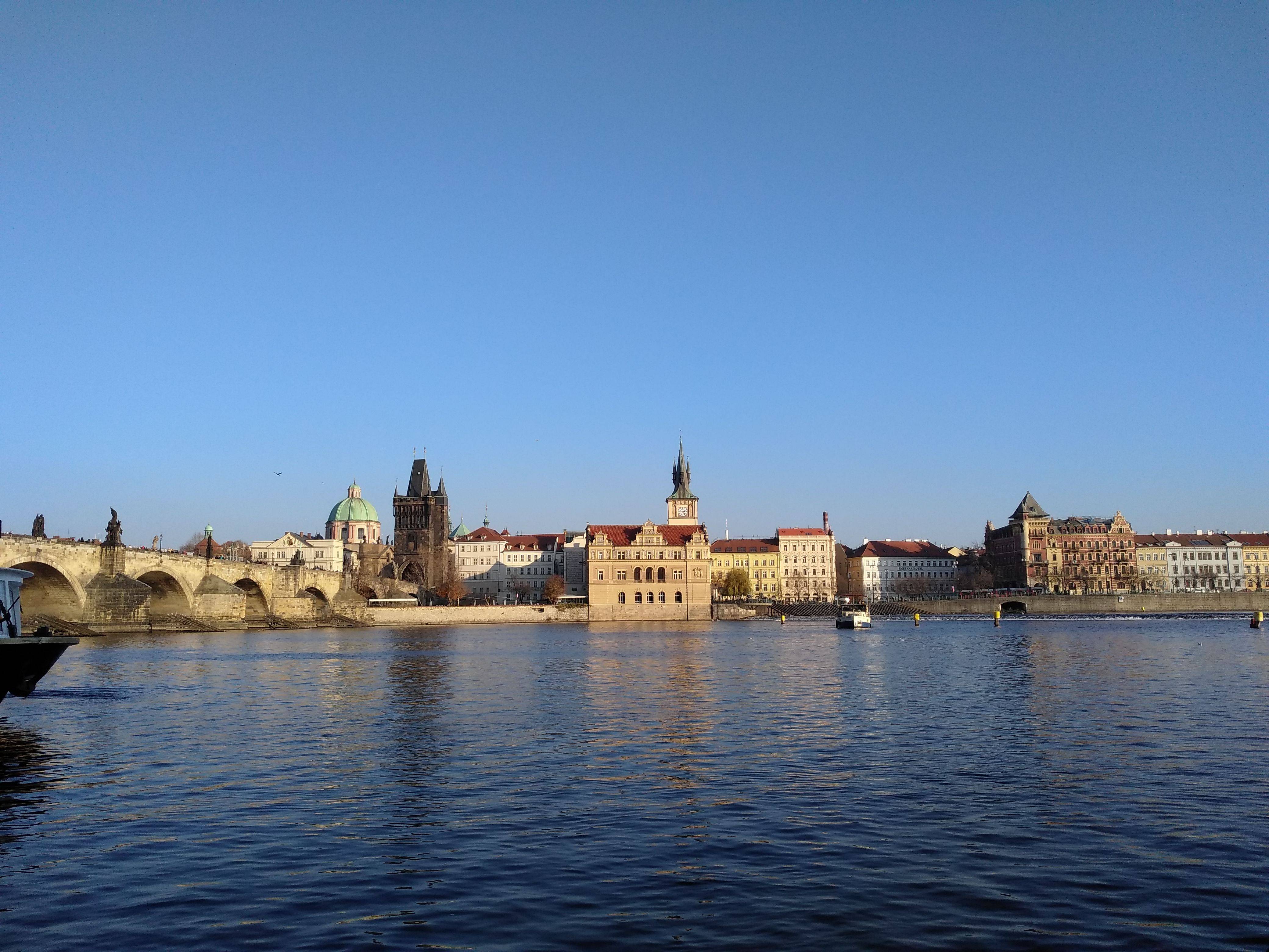 捷克斯洛伐克匈牙利战罢，赛场上的风云变幻的简单介绍